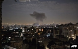 Дим над Тегераном після удару Ізраїлю 13 червня 2025 року