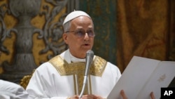 Papa Leon al XIV a discutat telefonic cu Volodimir Zelenski.
