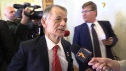 Джемилев: Крымским татарам рекомендуют переехать подальше от границы с Херсонщиной Джемилев: Крымским татарам рекомендуют переехать подальше от границы с Херсонщиной