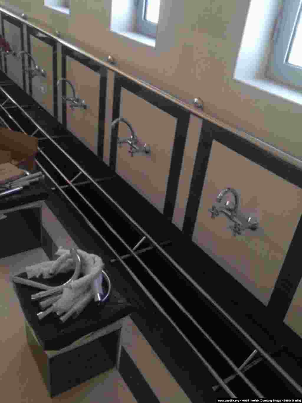 Таҳоратхонаи масҷиди ҷадид