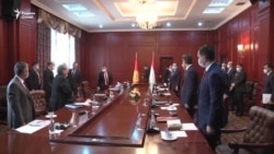 Тоҷикистону Қирғизистон марзи "ҷанҷолӣ"-ро баррасӣ карданд Тоҷикистону Қирғизистон марзи "ҷанҷолӣ"-ро баррасӣ карданд