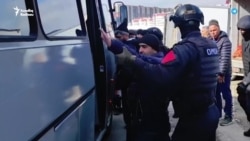 'Ailələrinizi Rusiyaya gətirməyin' - Azərbaycanlı miqrantlar üçün yeni qadağa gəlir? 'Ailələrinizi Rusiyaya gətirməyin' - Azərbaycanlı miqrantlar üçün yeni qadağa gəlir?