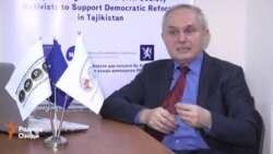 Назари шореҳ Абдумалик Қодиров дар бораи "Қонуни Пешвои миллат" Назари шореҳ Абдумалик Қодиров дар бораи "Қонуни Пешвои миллат"