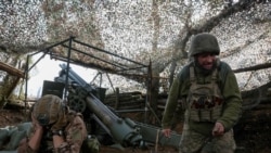Украинские войнные под Покровском.