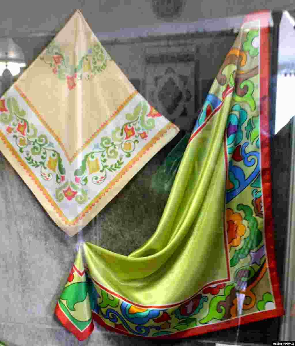 Артур Шаһиев, "Maturliq" бренды (букчалар, мендәрләр, яулыклар)