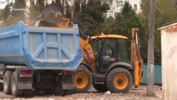 «Вчинили по-варварськи»: севастопольці про знесення Сталінградського ринку (відео) «Вчинили по-варварськи»: севастопольці про знесення Сталінградського ринку (відео)