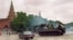 Танк покидает Кремль, 21 августа 1991 года