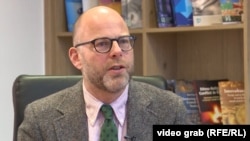Toby Vogel: Niko ne želi da uloži politički kapital u pitanje koje se smatra relativno nevažnim