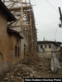 «Реставраційні» роботи в Бахчисарайському ханському палаці