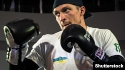 Олександр Усик