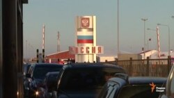 Дар марзи Русия риши муҳоҷирони тоҷикро метарошанд Дар марзи Русия риши муҳоҷирони тоҷикро метарошанд