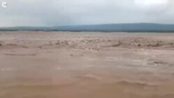 Таҳдиди рӯдхонаи Сурхоб ба хонаҳои мардум рустои Кадучӣ Таҳдиди рӯдхонаи Сурхоб ба хонаҳои мардум рустои Кадучӣ