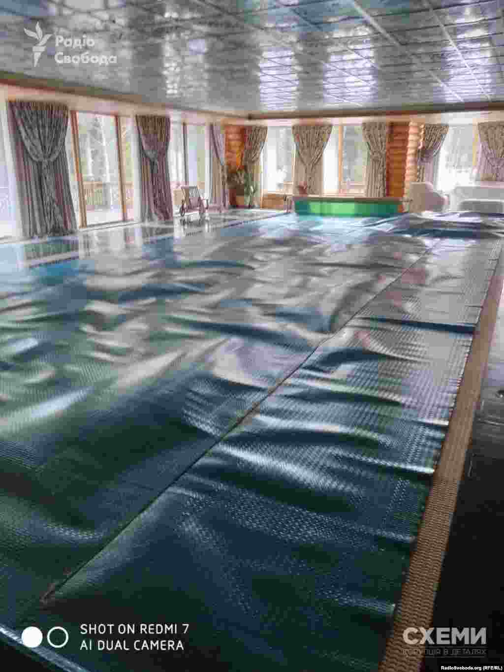 25 березня ввечері «Схеми» спільно з Organized Crime and Corruption Reporting Project опублікують велике розслідування про Віктора Медведчука