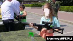 Милитаризация детей в Крыму, иллюстративное фото