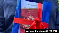 Sa performansa - Ustav Crne Gore Alabaru na dar, 15. maja 2025.