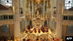 Церковное благолепие отнюдь не равнозначно для немцев религиозному экстазу