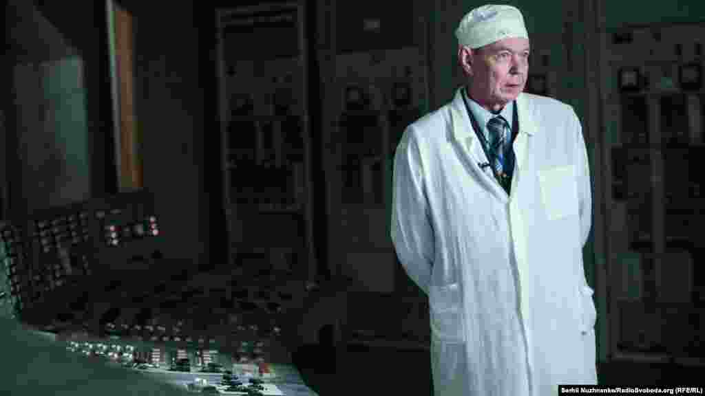 Олександр Чераньов повернувся за пульт старшого інженера управління турбіною вперше за 30 років. 26 квітня 1986-го його викликали на станцію з дому о 5-й ранку. «Враження важкі. Ця важкість не в тому, як ми працювали у той день, ліквідували наслідки аварії і намагалися врятувати реактор, а в тому, що пізніше почали помирати наші друзі»