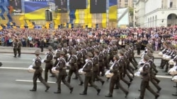 Києвом пройшов військовий парад з нагоди 25-ї річниці незалежності України (відео) Києвом пройшов військовий парад з нагоди 25-ї річниці незалежності України (відео)