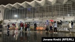 Studenti i građani na protestu pet meseci nakon urušavanja nadstrešnice na Železničkoj stanici u Novom Sadu, 1. april 2025.