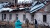 Местные жители у места российского удара ракетой «Орешник». Днепр, 21 ноября 2024 года