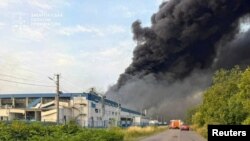 Urmările unui atac cu rachete rusești la Mukacevo, joi, 21 august 2025.