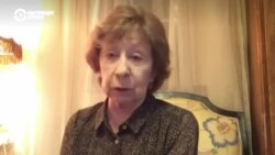 Лия Ахеджакова: «Хватит молчать и говорить: «Я не лезу в политику» (видео) Лия Ахеджакова: «Хватит молчать и говорить: «Я не лезу в политику» (видео)