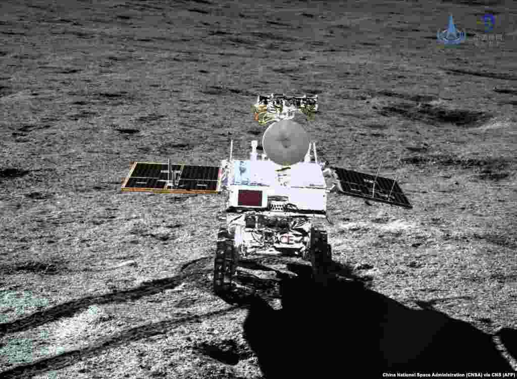 Китайский зонд на обратной стороне Луны Зонд миссии Chang'e-4 сел на Луну в начале января, чтобы начать исследования «загадочной» части спутника Земли. Как пишет The New York Times, это уже вторая успешная лунная миссия Китая