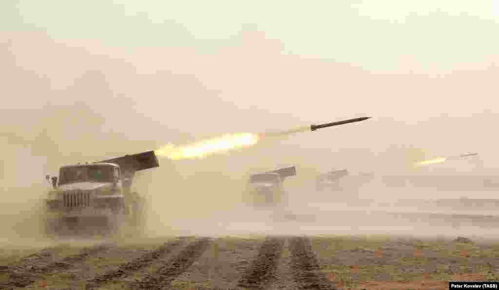 Реактивные системы залпового огня задействованы в совместных учениях «Эшелон-2021», проводимых Организацией Договора о коллективной безопасности в Таджикистане, недалеко от афганской границы