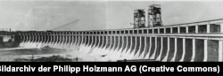 ДніпроГЕС після відбудови. Початок 1943 року