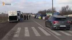 Переїзд КПП «Чонгар» не заважає пасажиропотоку до Криму (відео) Переїзд КПП «Чонгар» не заважає пасажиропотоку до Криму (відео)