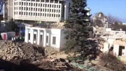 В Симферополе начали снос старого кукольного театра (видео) В Симферополе начали снос старого кукольного театра (видео)