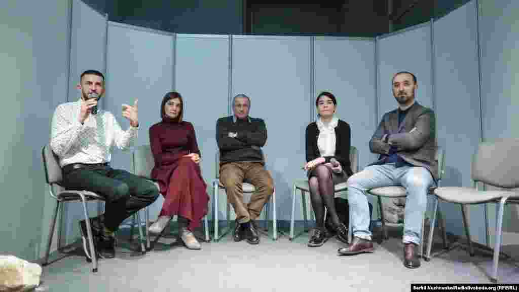 Дискусія «Протиотрута від зневіри. Уроки сучасної історії Криму» за участю Миколи Семени, Мустафи Джемілєва, Севгіль Мусаєва, Османа Пашаєва, Аліма Алієва і Ольги Духнич