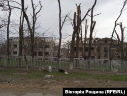 Зруйновані будівлі Маріуполя. Квітень 2022 року