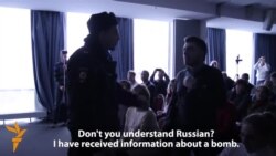 Power Cut, 'Bomb Threat' Disrupt Khodorkovsky Speech Power Cut, 'Bomb Threat' Disrupt Khodorkovsky Speech