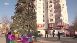 Арча дар маҳалли қатли "Бобои барфӣ" дар Душанбе Арча дар маҳалли қатли "Бобои барфӣ" дар Душанбе