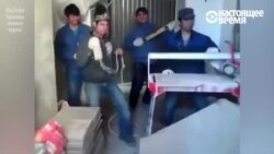 Муҳоҷирон дар вақти истироҳат Муҳоҷирон дар вақти истироҳат