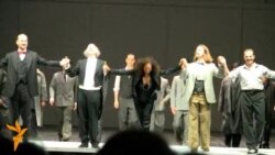 Кирилл Серебренников в Берлине: о театре вообще и театре им. Гоголя Кирилл Серебренников в Берлине: о театре вообще и театре им. Гоголя