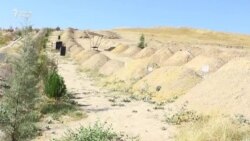 Се фарзанди хурдсоли собиқ комиссари ҳарбии Кӯлоб дар сӯхтори хона ҷон бохтанд Се фарзанди хурдсоли собиқ комиссари ҳарбии Кӯлоб дар сӯхтори хона ҷон бохтанд
