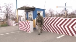 Нові правила на кордоні. Хто зможе приїхати до Криму? (відео) Нові правила на кордоні. Хто зможе приїхати до Криму? (відео)