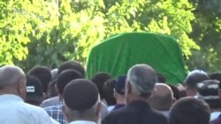 Писари Махсуми Саттор мегӯяд, падараш дар бемористони маҳбас бистарӣ буд Писари Махсуми Саттор мегӯяд, падараш дар бемористони маҳбас бистарӣ буд