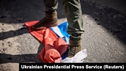 Наталя Гуменюк зауважує, що гібридна війна передбачає і ось такі інформаційні вкиди. Фото ілюстративне