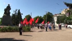 Севастополь: на митинге коммунистов произошла потасовка (видео) Севастополь: на митинге коммунистов произошла потасовка (видео)