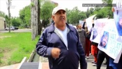 Тазоҳурот дар назди сафорати Эрон дар Душанбе. Тазоҳурот дар назди сафорати Эрон дар Душанбе.