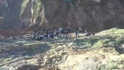 Талошҳо барои берун овардани ҷасадҳо аз зери ярч дар Файзобод Талошҳо барои берун овардани ҷасадҳо аз зери ярч дар Файзобод
