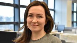 Російський суд продовжив термін тримання під вартою журналістки регіональної служби Радіо Свобода (відео) Російський суд продовжив термін тримання під вартою журналістки регіональної служби Радіо Свобода (відео)