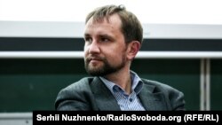 Володимир В'ятрович висловив сподівання на те, що робота інституту триватиме
