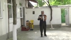 "Саҳнаҳои ҷанг дар хоб маро азоб медиҳанд" "Саҳнаҳои ҷанг дар хоб маро азоб медиҳанд"