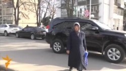 Бӯҳрони иқтисодии Русия ба Тоҷикистон ҳам таъсир кардааст. Бӯҳрони иқтисодии Русия ба Тоҷикистон ҳам таъсир кардааст.