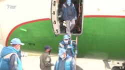 Пизишкони узбек бо давову таҷҳизоти тиббӣ ба Тоҷикистон омаданд Пизишкони узбек бо давову таҷҳизоти тиббӣ ба Тоҷикистон омаданд