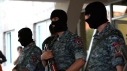 Задухӯрди пулис бо эътирозгарон дар Ереван Задухӯрди пулис бо эътирозгарон дар Ереван